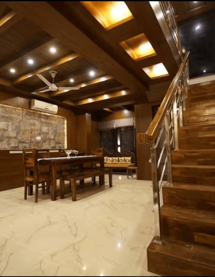 Dining area Ridgewood Manor Homestay and 4bhk villa Musoorie-min