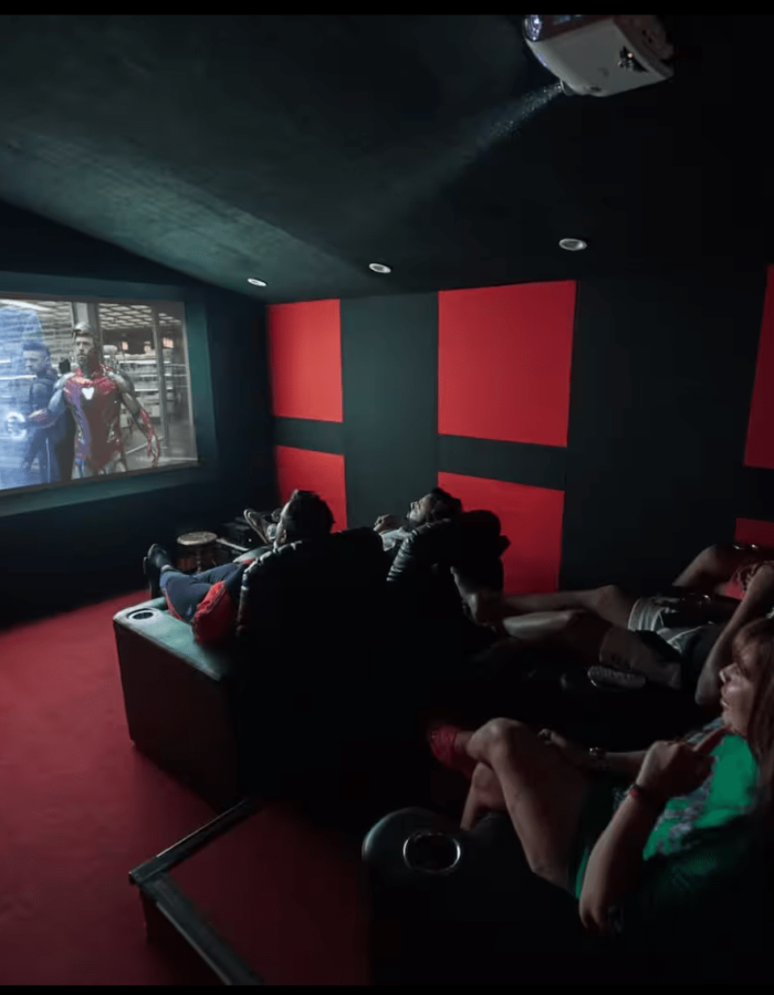 Home Theater Ridgewood Manor Homestay and 4bhk villa Musoorie-min