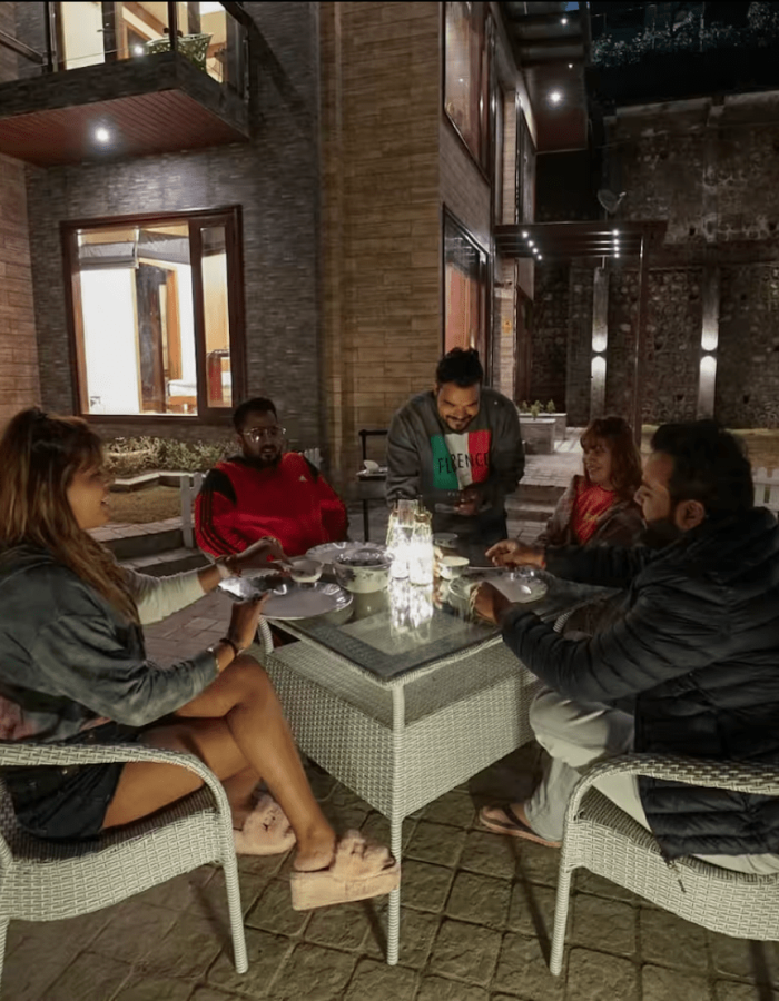 Oustide Sitting Ridgewood Manor Homestay and 4bhk villa Musoorie-min